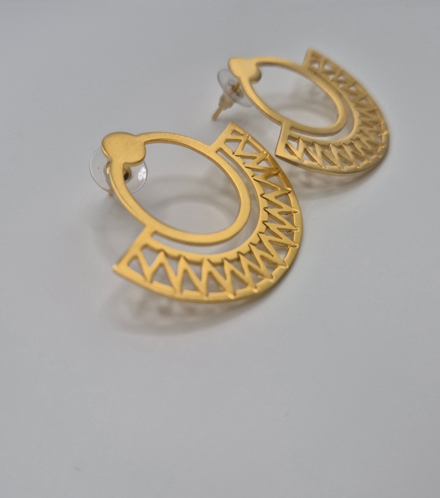 Boucles d'oreilles demi-lune motifs ethniques