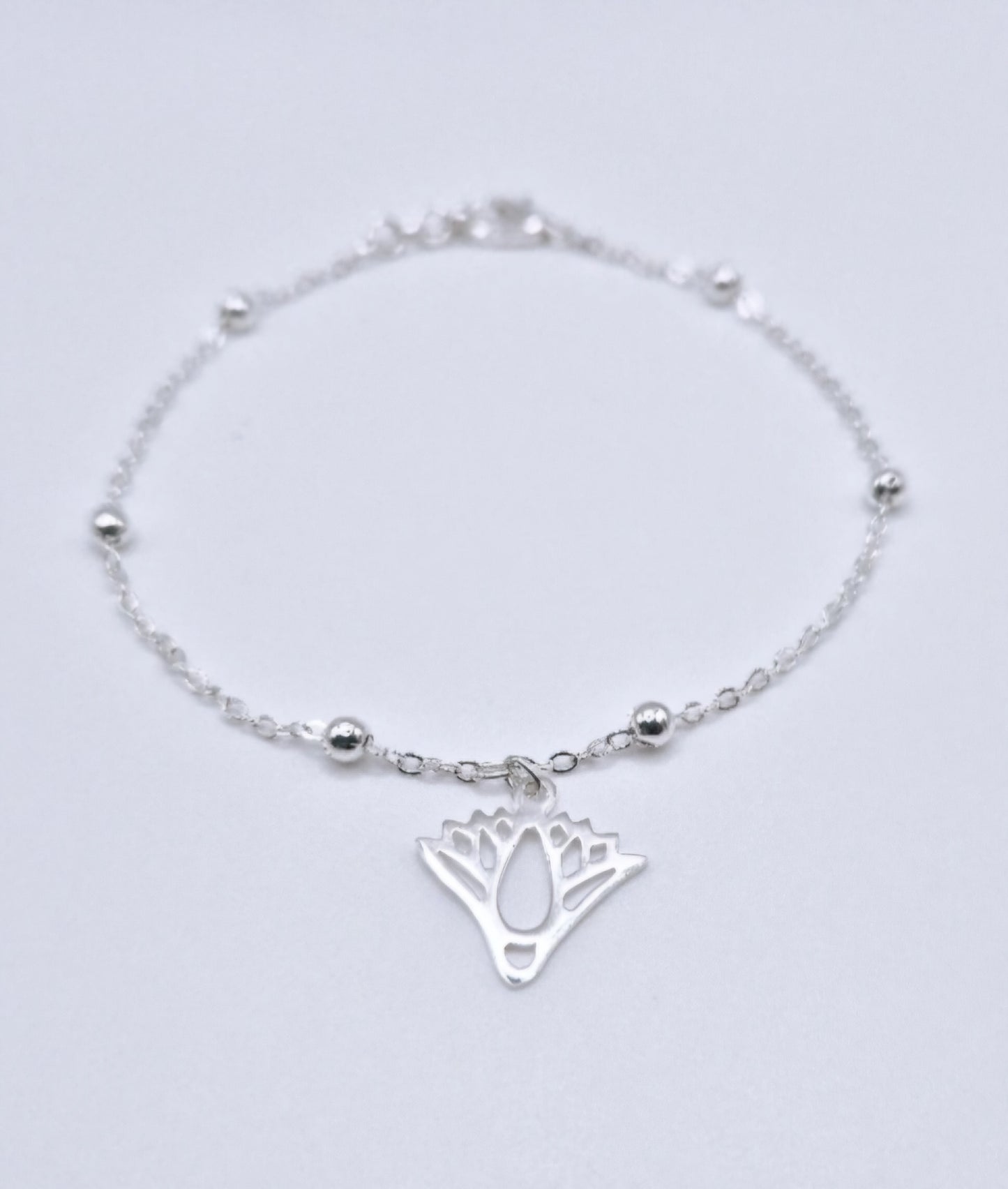 Bracelet en cuivre avec la Fleur de Lotus Égyptienne