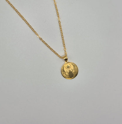 Ensemble médaille scarabée Egyptien et sa chaîne