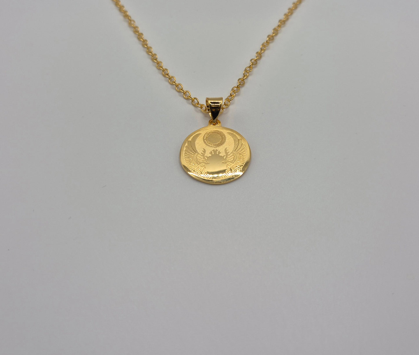 Ensemble médaille scarabée Egyptien et sa chaîne