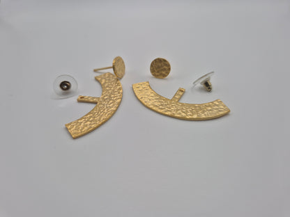 Boucles d'oreilles demi-cercle martelées